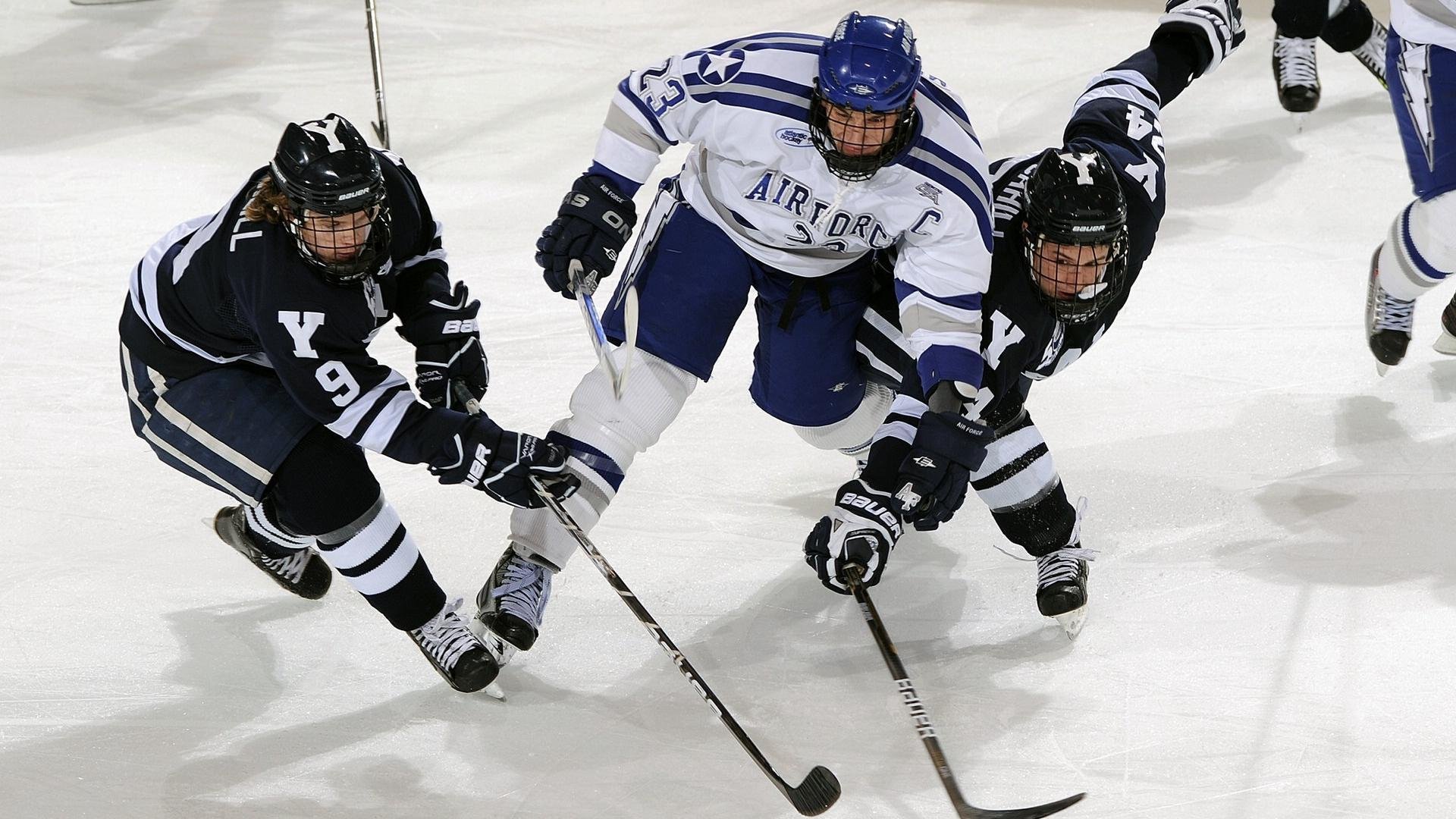 教科书般的掌控力，英格拉姆高效发挥引领篮网轻取浙江队